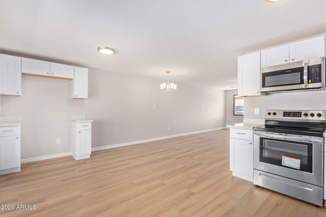 3656 E WILLOW Avenue, Phoenix, AZ 85032