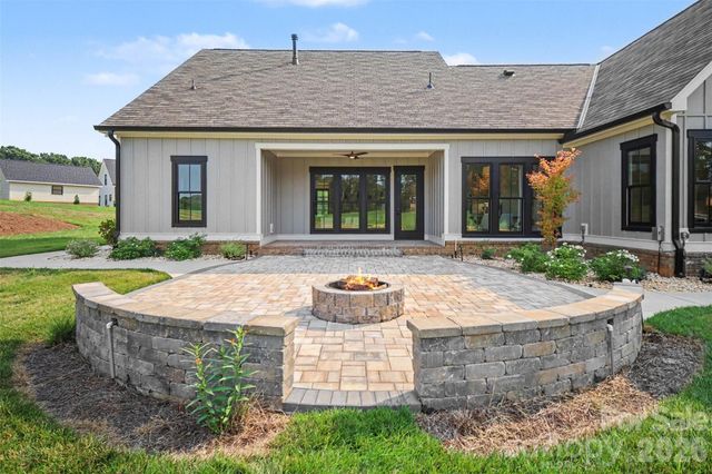 1012 Marthas Meadow Lane, Monroe, NC 28112