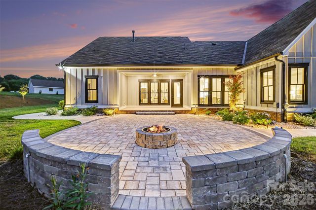 1012 Marthas Meadow Lane, Monroe, NC 28112