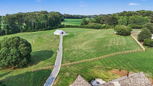 1012 Marthas Meadow Lane, Monroe, NC 28112