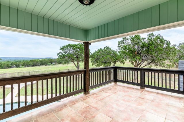 31 W VALLEY SPRINGS RD, Wimberley, TX 78676