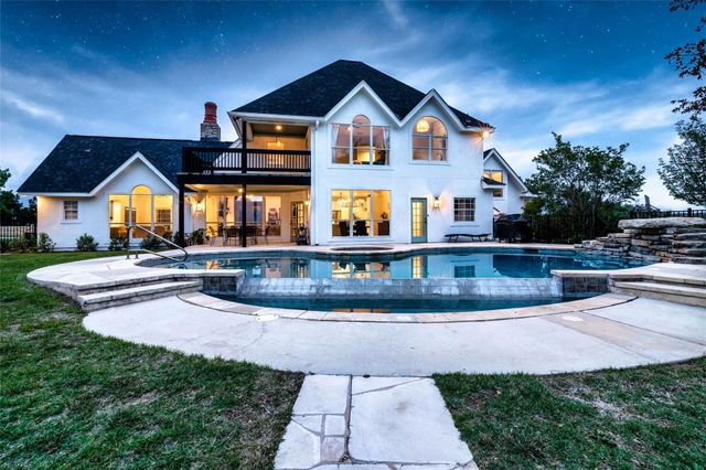 31 W VALLEY SPRINGS RD, Wimberley, TX 78676