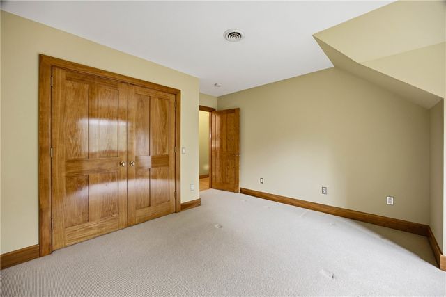 7 SCR Lane, Perinton, NY 14564