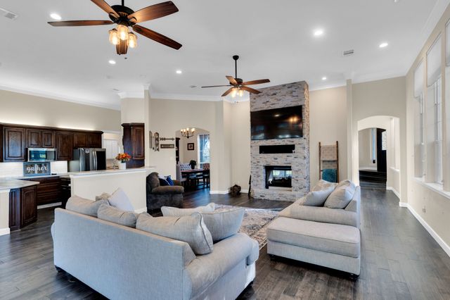 141 Chambers Drive, Italy, TX 76651