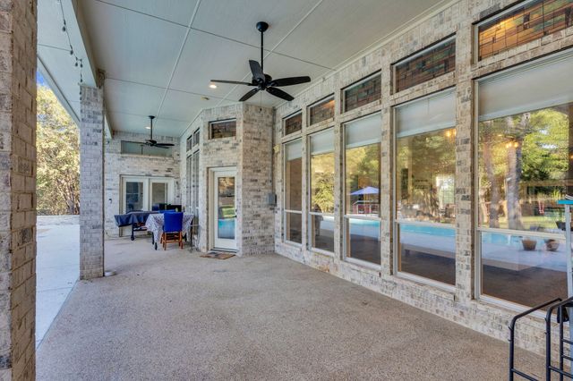 141 Chambers Drive, Italy, TX 76651