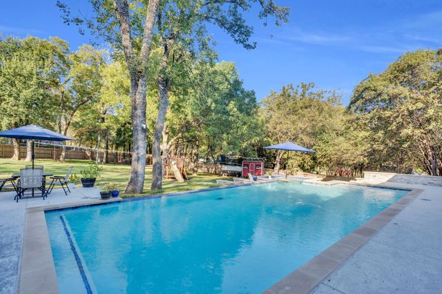 141 Chambers Drive, Italy, TX 76651