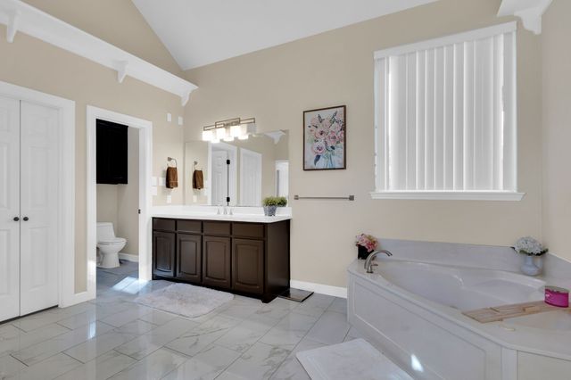 141 Chambers Drive, Italy, TX 76651
