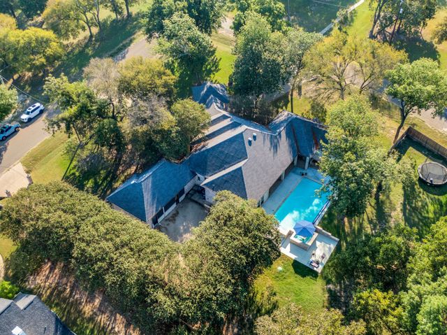 141 Chambers Drive, Italy, TX 76651
