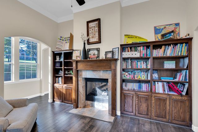 141 Chambers Drive, Italy, TX 76651