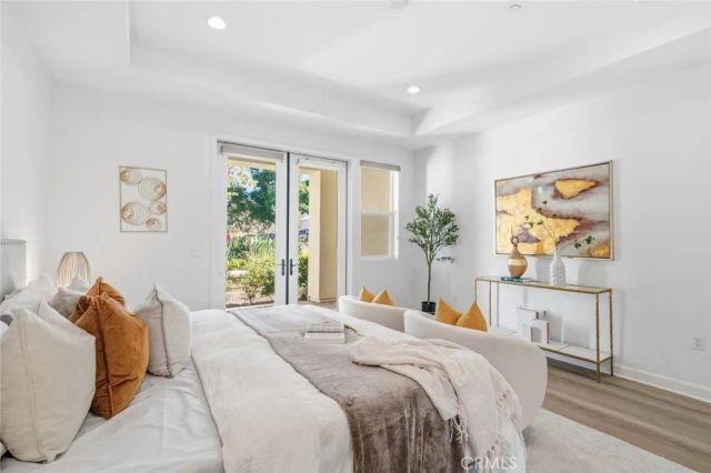 148 Follyhatch, Irvine, CA 92618