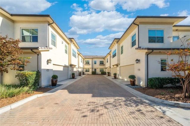 148 Follyhatch, Irvine, CA 92618