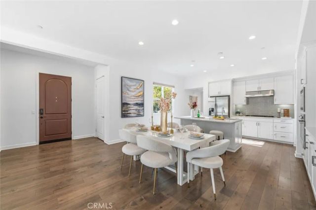 148 Follyhatch, Irvine, CA 92618