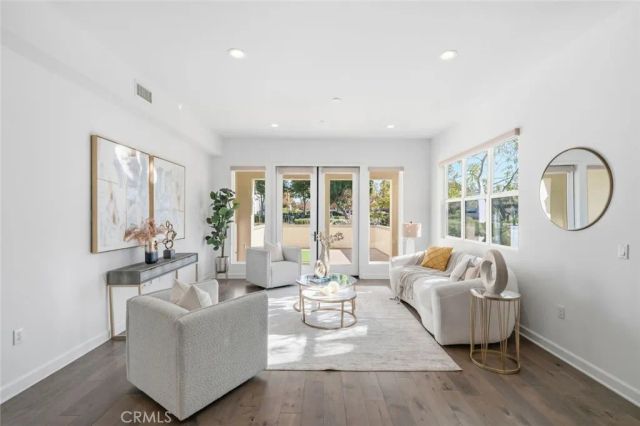 148 Follyhatch, Irvine, CA 92618