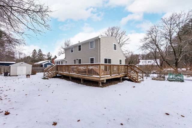 7 Baben Rd, Hudson, MA 01749