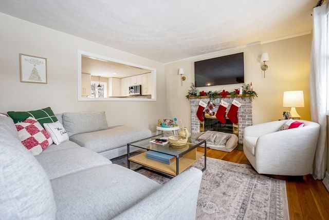 7 Baben Rd, Hudson, MA 01749