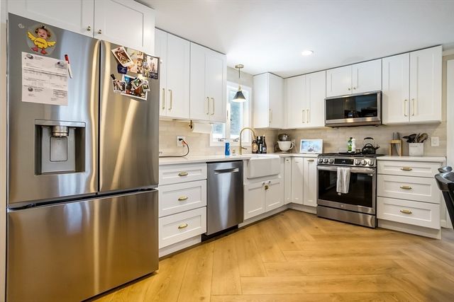 7 Baben Rd, Hudson, MA 01749