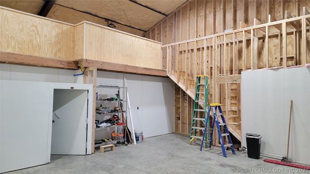 13785 E 520 Road, Claremore, OK 74019