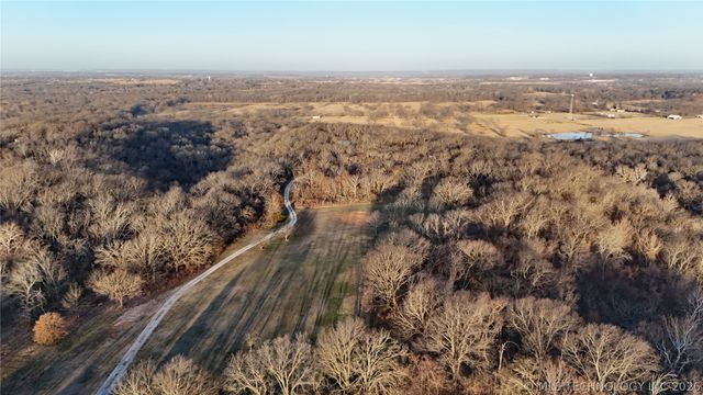 13785 E 520 Road, Claremore, OK 74019