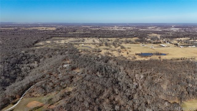 13785 E 520 Road, Claremore, OK 74019