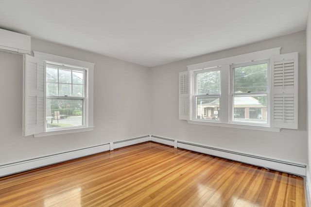 5 Maple St, Lexington, MA 02420