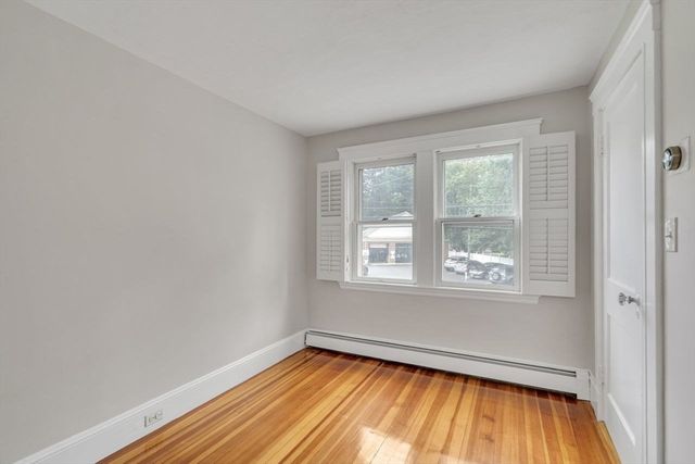 5 Maple St, Lexington, MA 02420