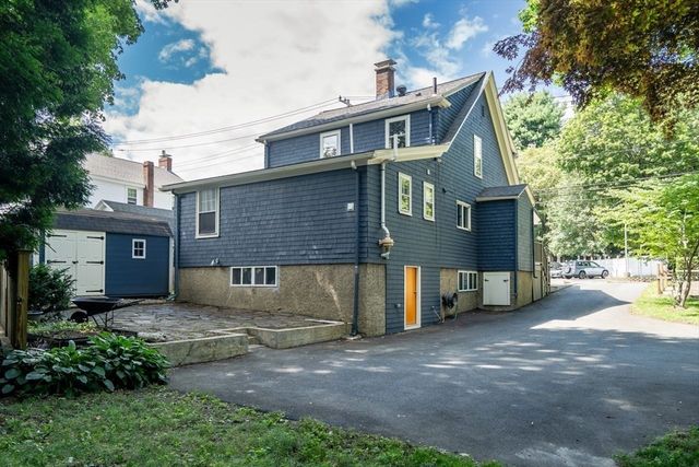 5 Maple St, Lexington, MA 02420