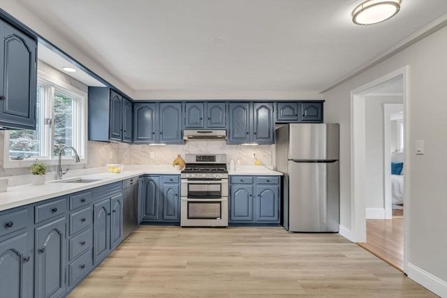 5 Maple St, Lexington, MA 02420