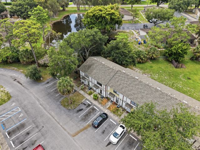 5154 Breckenridge Place 42, West Palm Beach, FL 33417