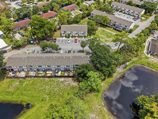 5154 Breckenridge Place 42, West Palm Beach, FL 33417