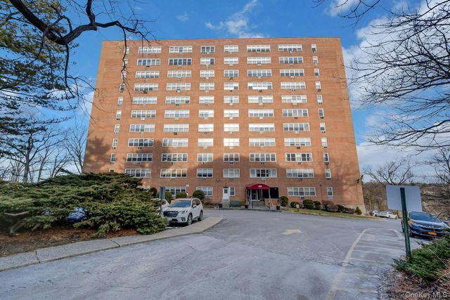 615 Palmer 1004, Yonkers, NY 10701