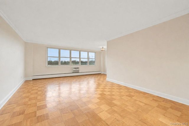 615 Palmer 1004, Yonkers, NY 10701