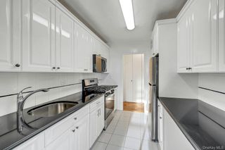 615 Palmer 1004, Yonkers, NY 10701