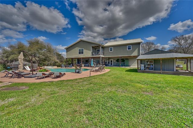 305 Affleck Road Road, Brenham, TX 77833