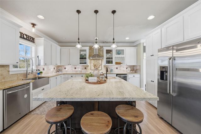 305 Affleck Road Road, Brenham, TX 77833