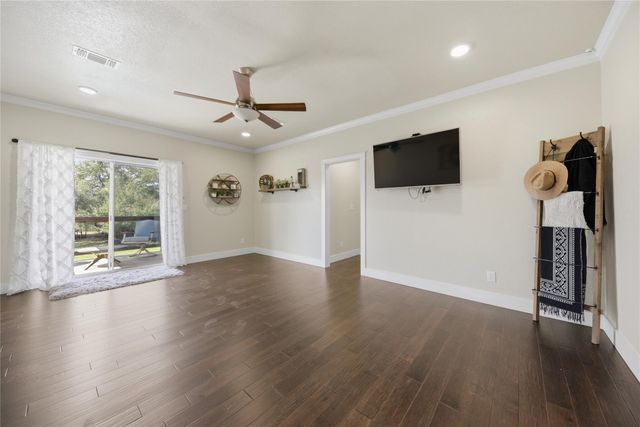 305 Affleck Road Road, Brenham, TX 77833