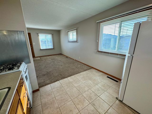 303 6th Avenue SW, Stewartville, MN 55976