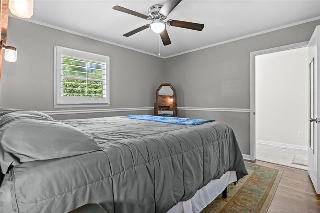 215 Sunset Dr, New Johnsonville, TN 37134