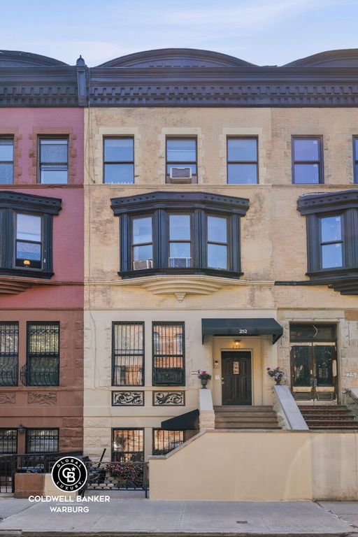 252 W 136TH Street, New York City, NY 10030