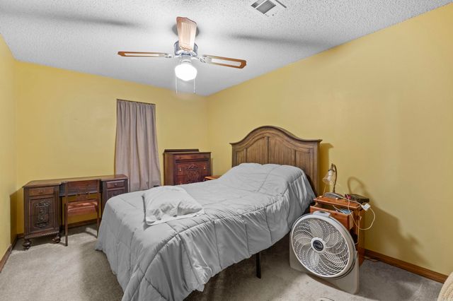 20 Oakbrooke Drive, Sherwood, AR 72120