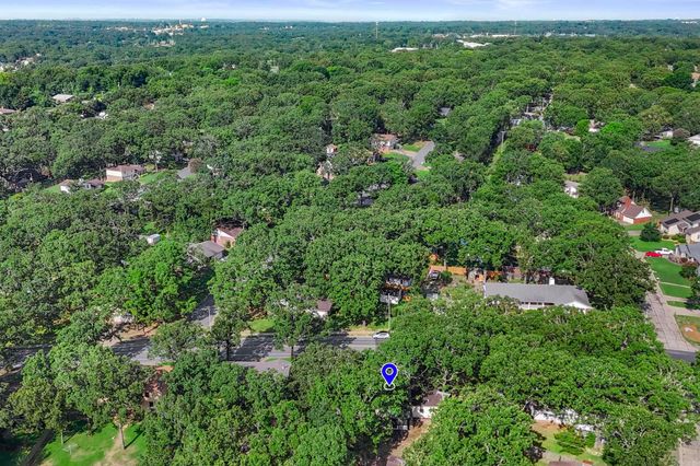 20 Oakbrooke Drive, Sherwood, AR 72120