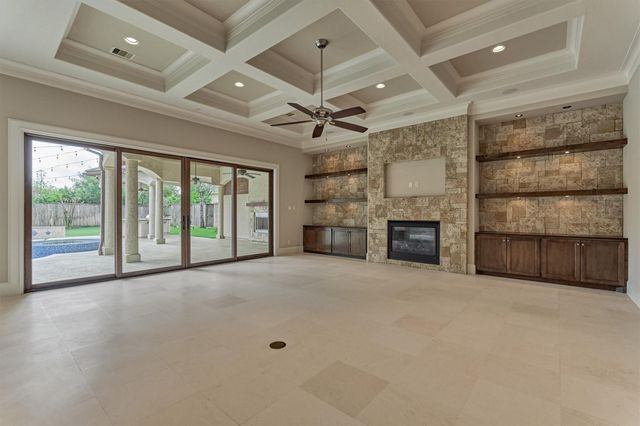 25 Post Shadow Estate Drive, Spring, TX 77389