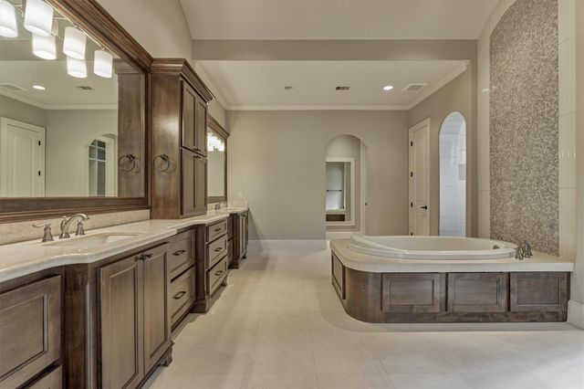 25 Post Shadow Estate Drive, Spring, TX 77389