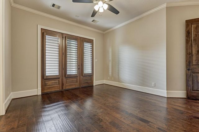 25 Post Shadow Estate Drive, Spring, TX 77389