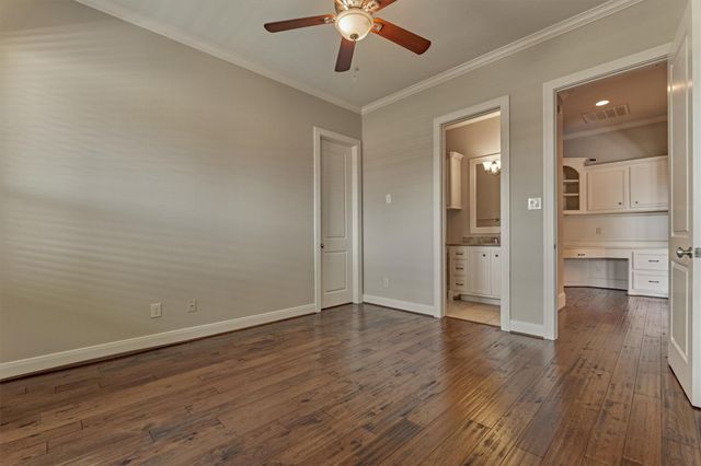 25 Post Shadow Estate Drive, Spring, TX 77389