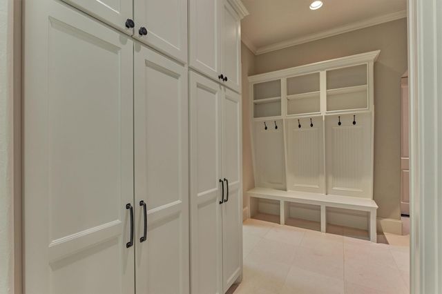 25 Post Shadow Estate Drive, Spring, TX 77389