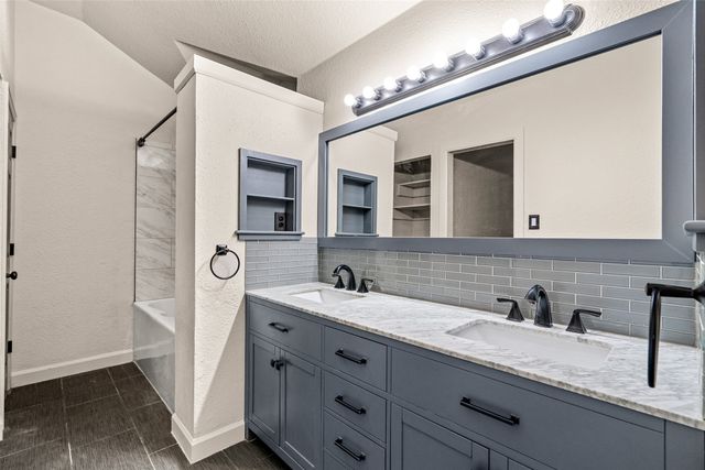 9216 Harvard Avenue, Fort Worth, TX 76118