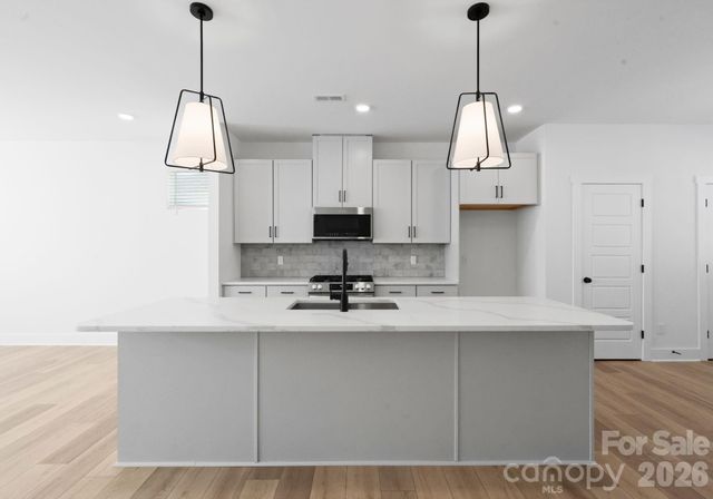 4027 Bass River Parkway, Charlotte, NC 28217