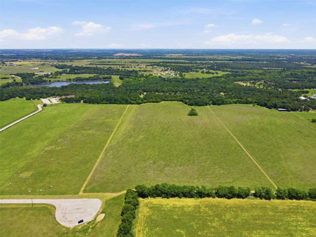 421 Chambers Creek Trail, Alvarado, TX 76009