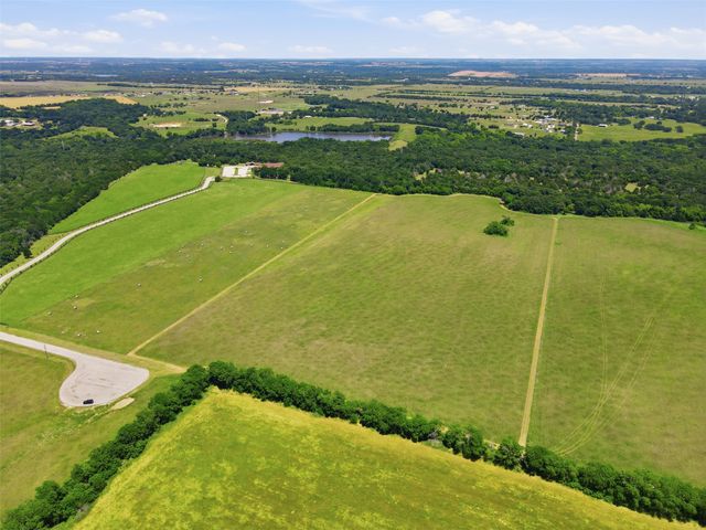 421 Chambers Creek Trail, Alvarado, TX 76009