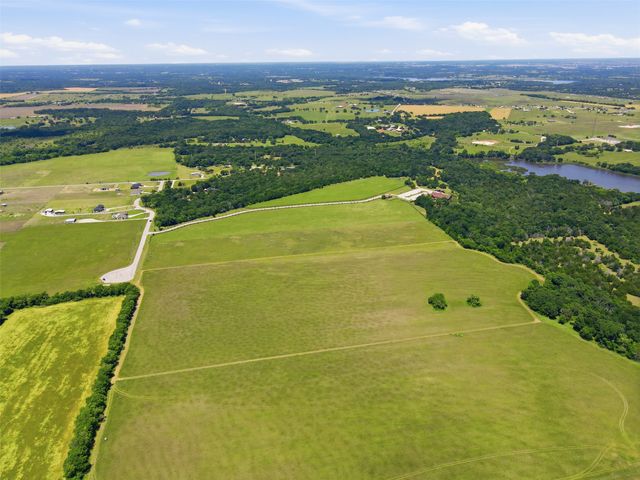 421 Chambers Creek Trail, Alvarado, TX 76009